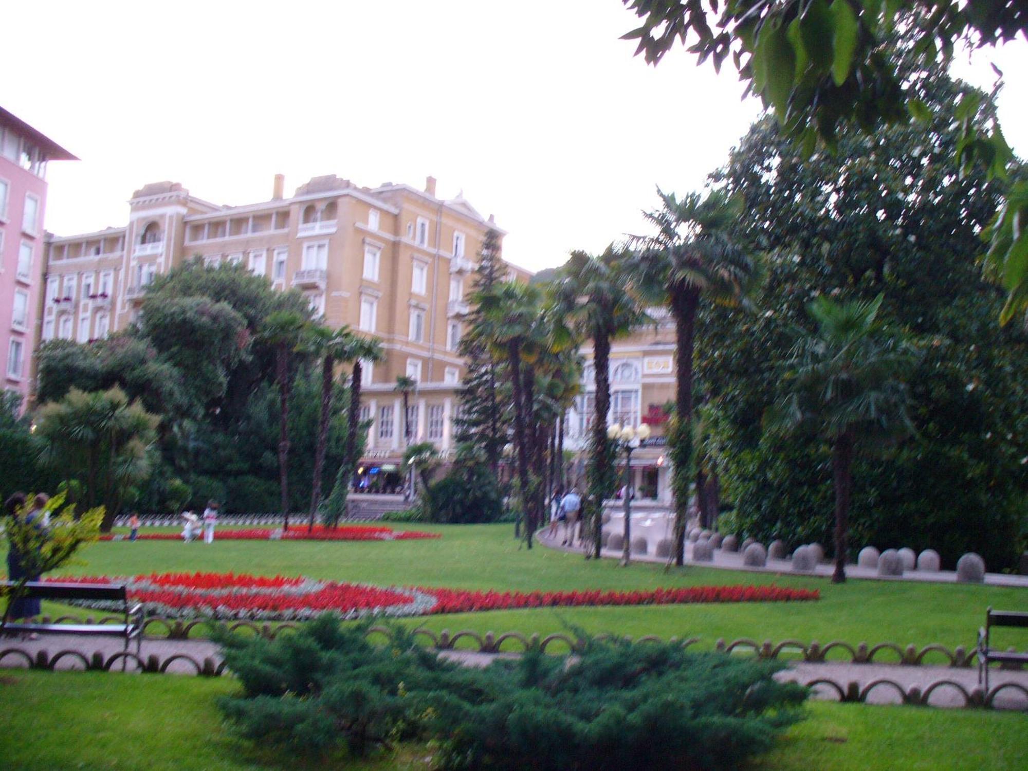 Apartman Dora Opatija Buitenkant foto