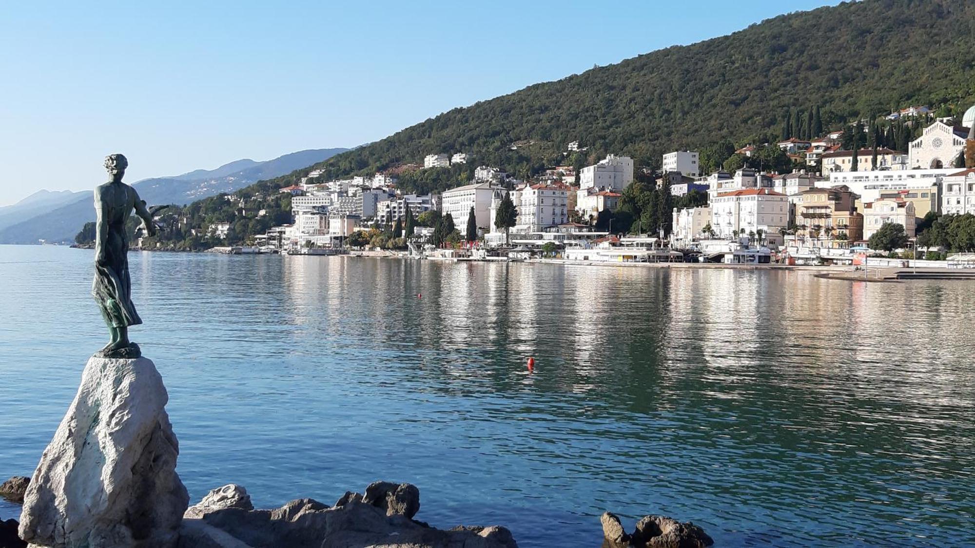 Apartman Dora Opatija Buitenkant foto